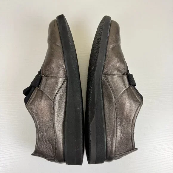 Thierry Rabotin Lena Walking Shoes Crisscross Elastic Strap and Soft Leather - Picture 6 of 10